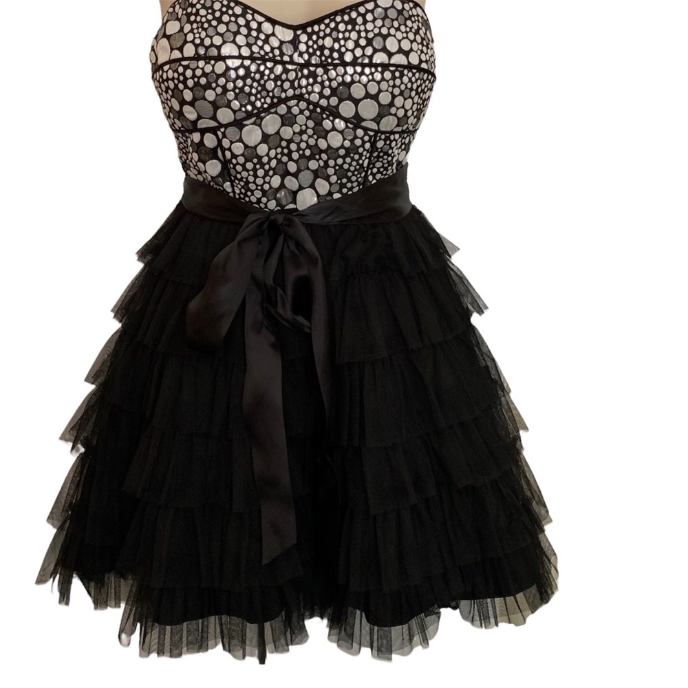 INSPIRE Me Strapless Black Tulle Dress Size 5 Juniors/Size Women’s Medium